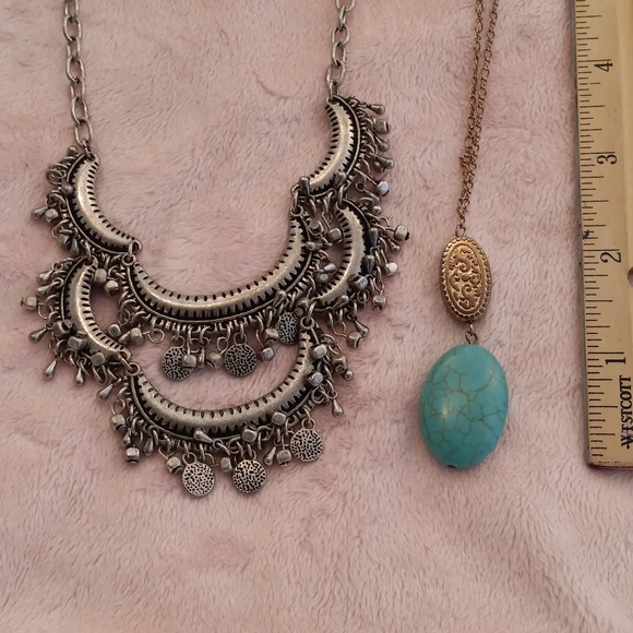 Costume Jewlery - Picture 4 of 4